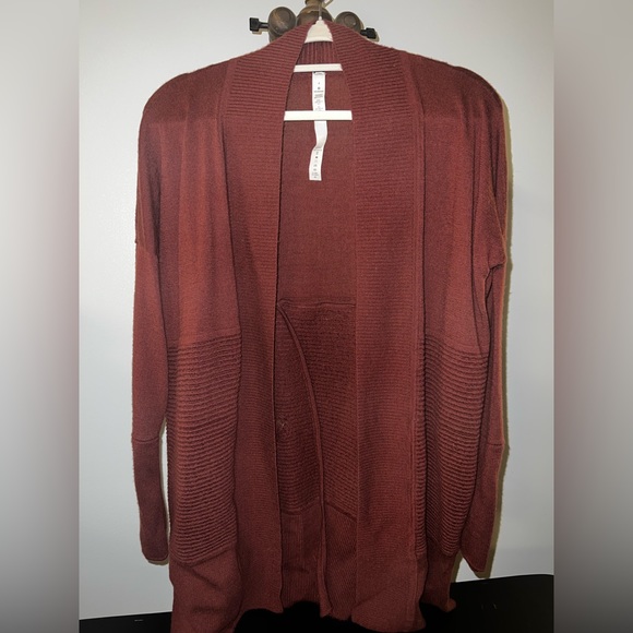 Lululemon Merino Wool Wrap Sit In Lotus Garnet Burgundy Maroon - Picture 3 of 13